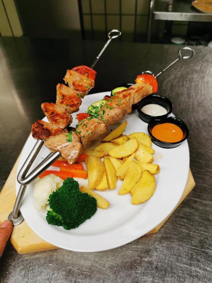 Hotel Restaurant Loewen Sirnach Eksteriør billede